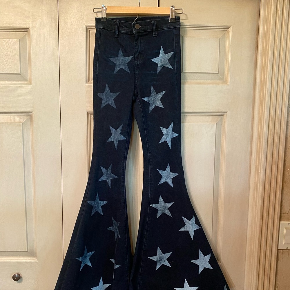 American Threads Flare Leg Star Jeans, size 24